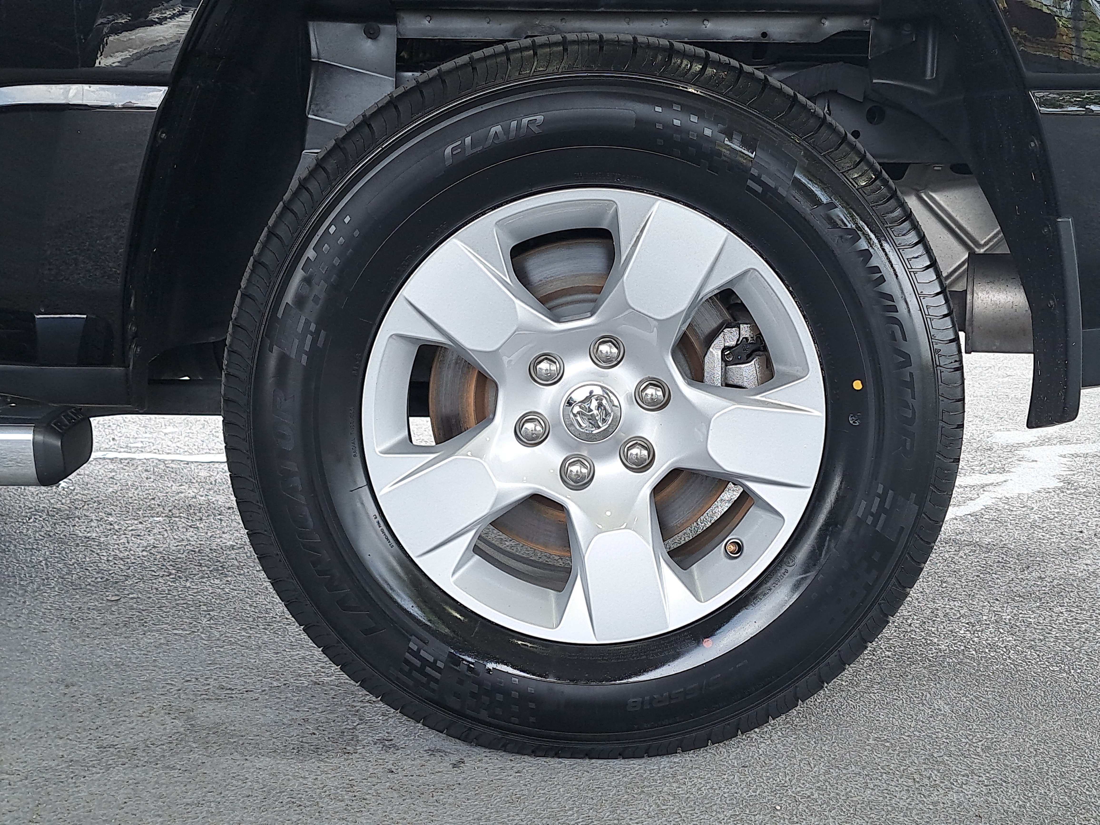 Used 2023 RAM 1500 Big Horn RWD image 5