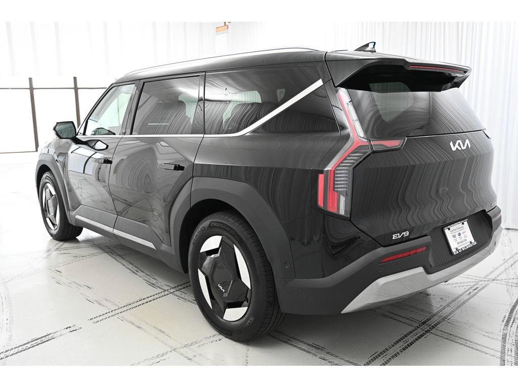 New 2026 Kia EV9 Wind image 5