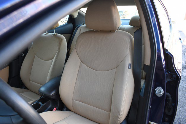 Used 2013 Hyundai Elantra GLS image 17