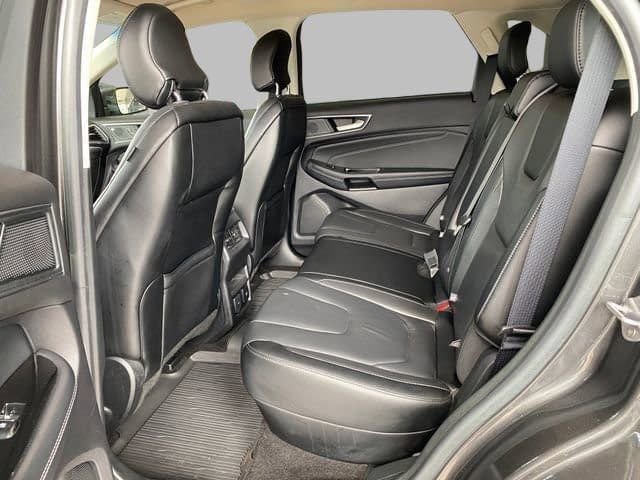Used 2019 Ford Edge Titanium w/ Cold Weather Package image 22