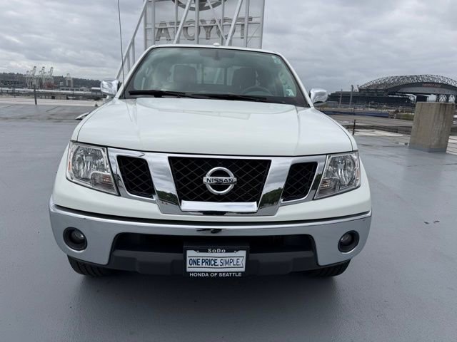 Used 2016 Nissan Frontier SL w/ Moonroof Package AWD/4WD image 3