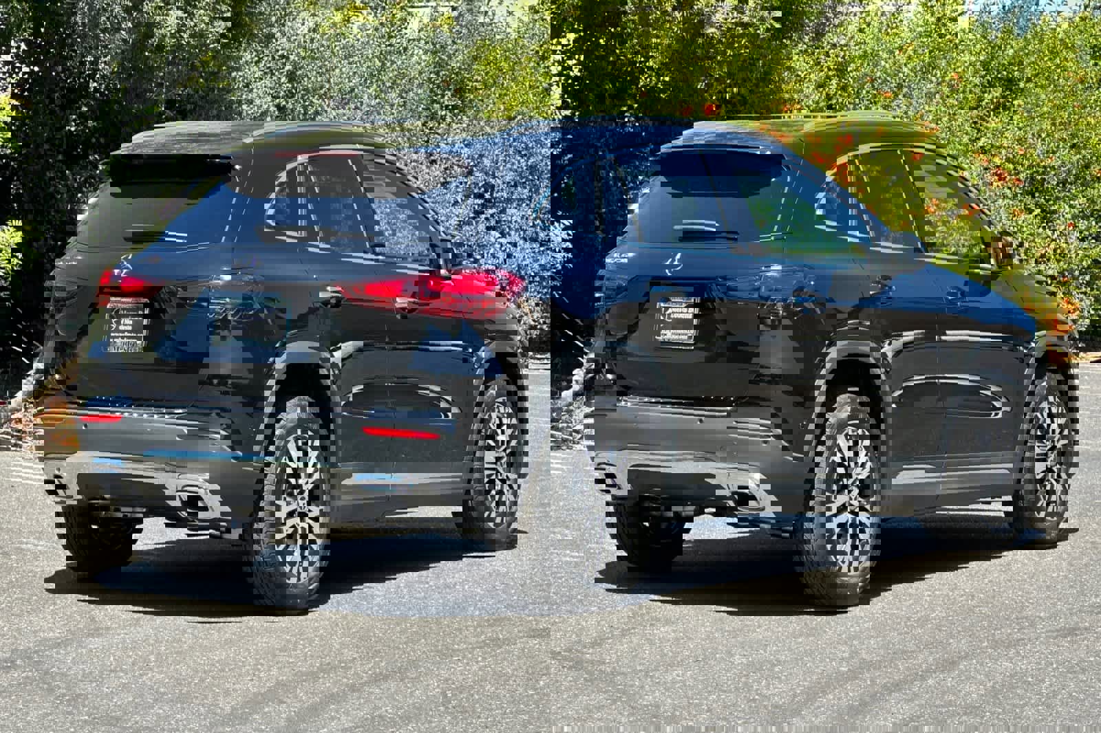 Certified 2025 Mercedes-Benz GLA 250 image 3