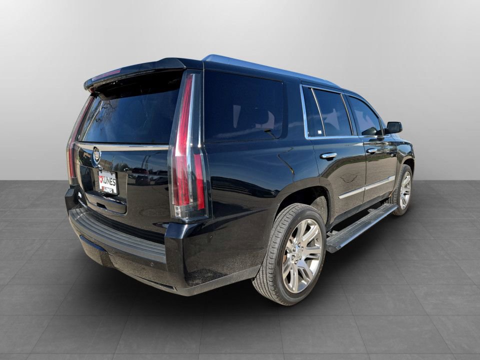 Used 2015 Cadillac Escalade Premium image 6