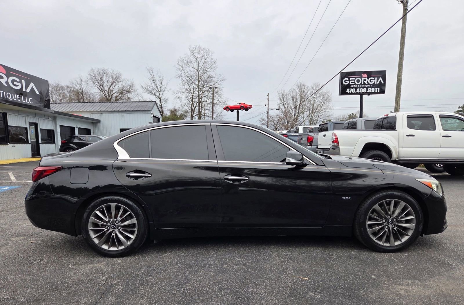 Used 2018 INFINITI Q50 Luxe w/ Essential Package (3.0T Luxe) image 8