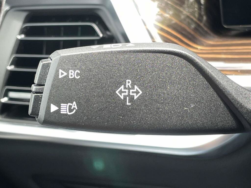 Used 2026 BMW X5 xDrive40i AWD/4WD image 36