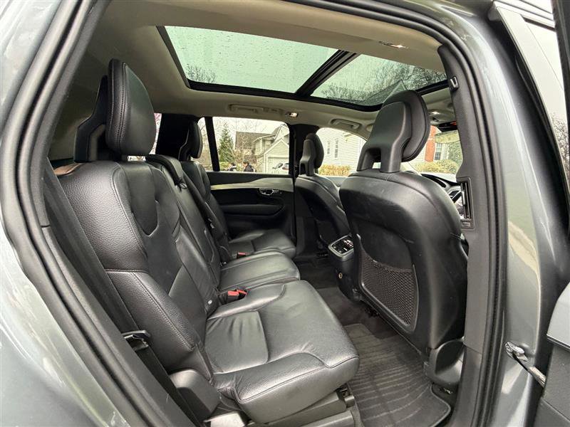 Used 2016 Volvo XC90 T6 Momentum image 17