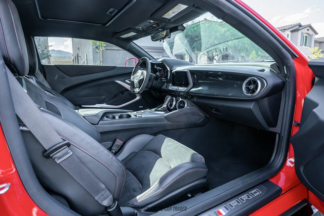Used 2023 Chevrolet Camaro ZL1 RWD image 32