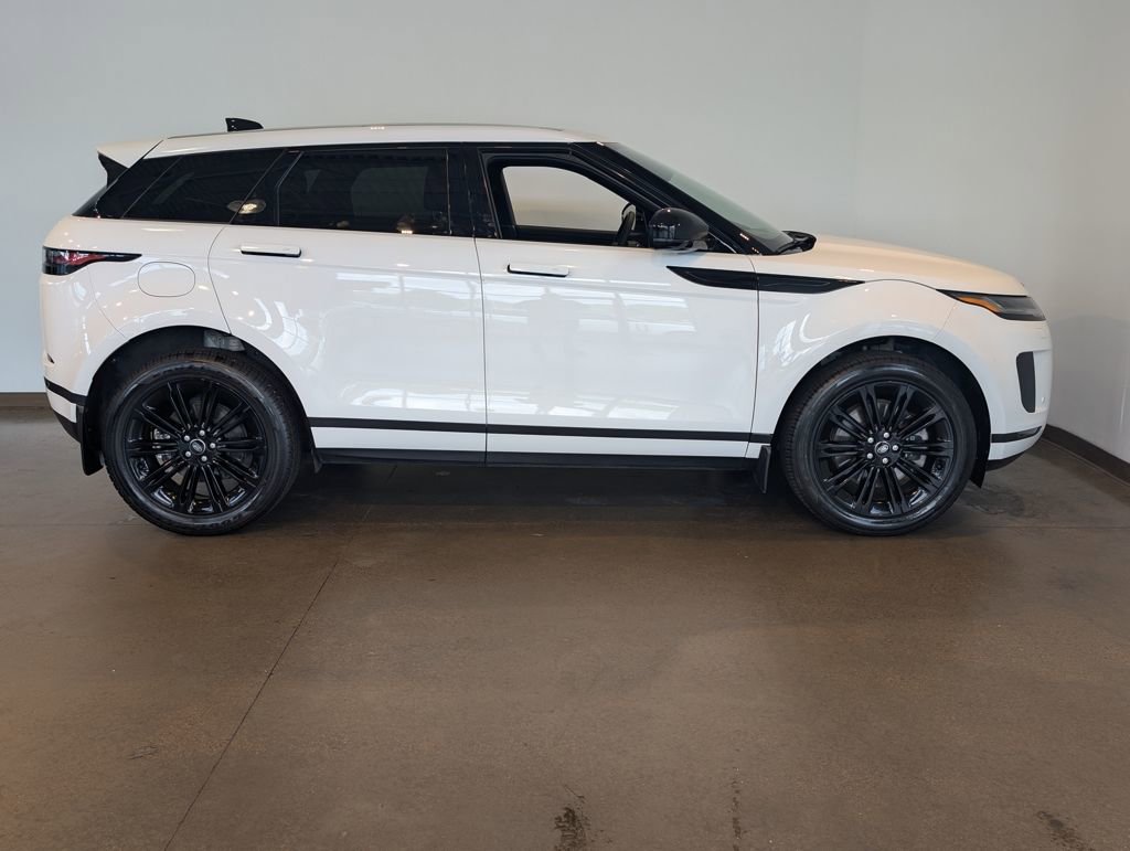Used 2025 Land Rover Range Rover Evoque S image 6