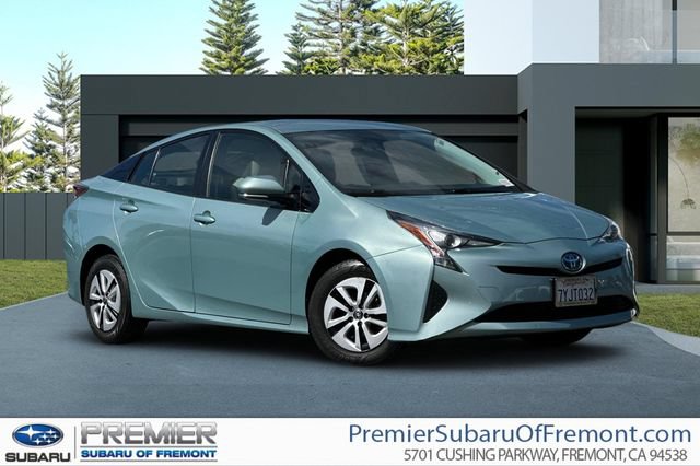 Used 2017 Toyota Prius Three FWD image 1