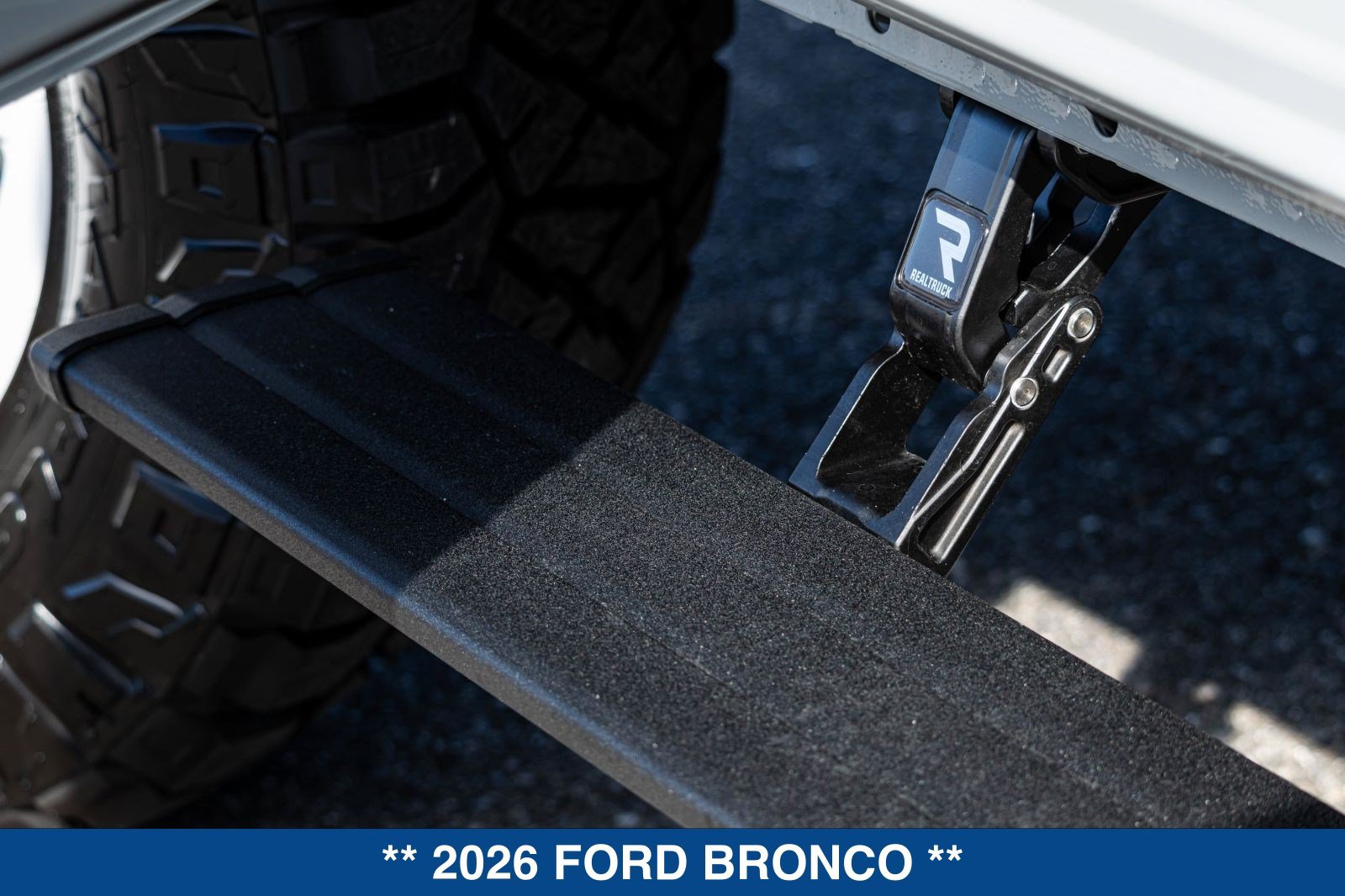 New 2026 Ford Bronco Heritage Edition AWD/4WD image 40