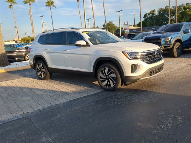 New 2026 Volkswagen Atlas SEL image 2