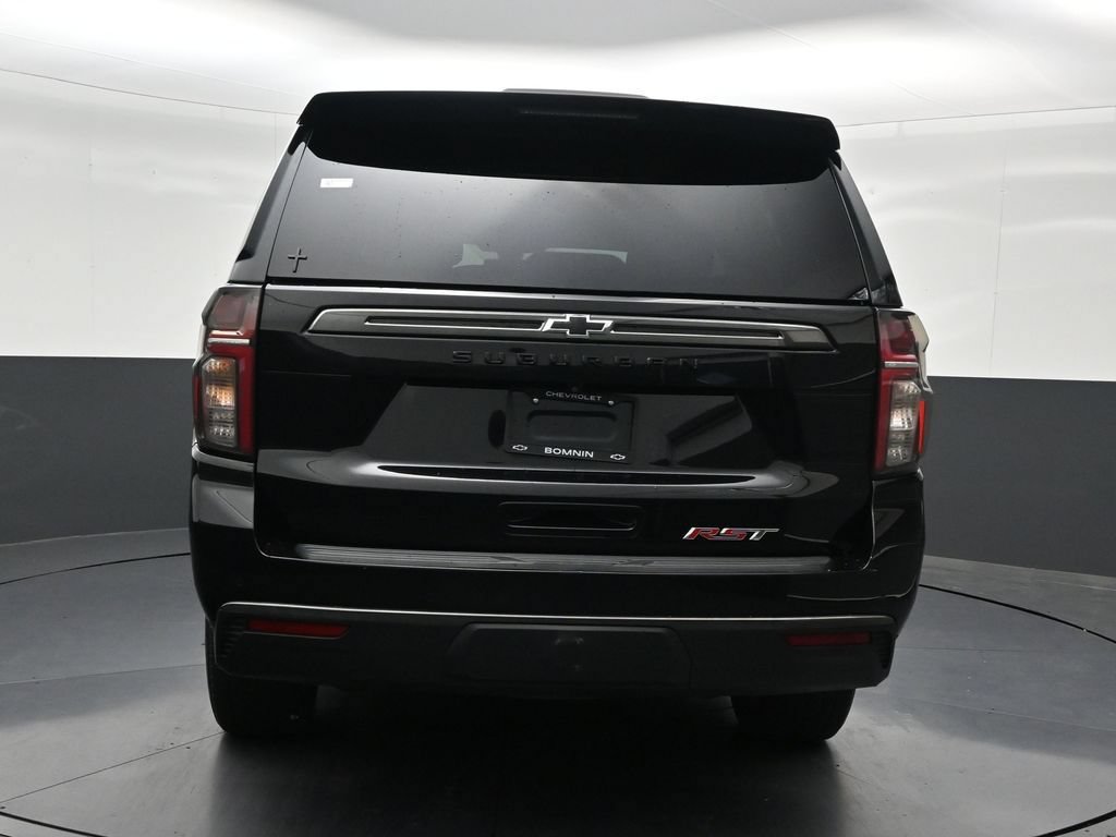 Used 2021 Chevrolet Suburban RST w/ Rear Media and Nav Package RWD image 4