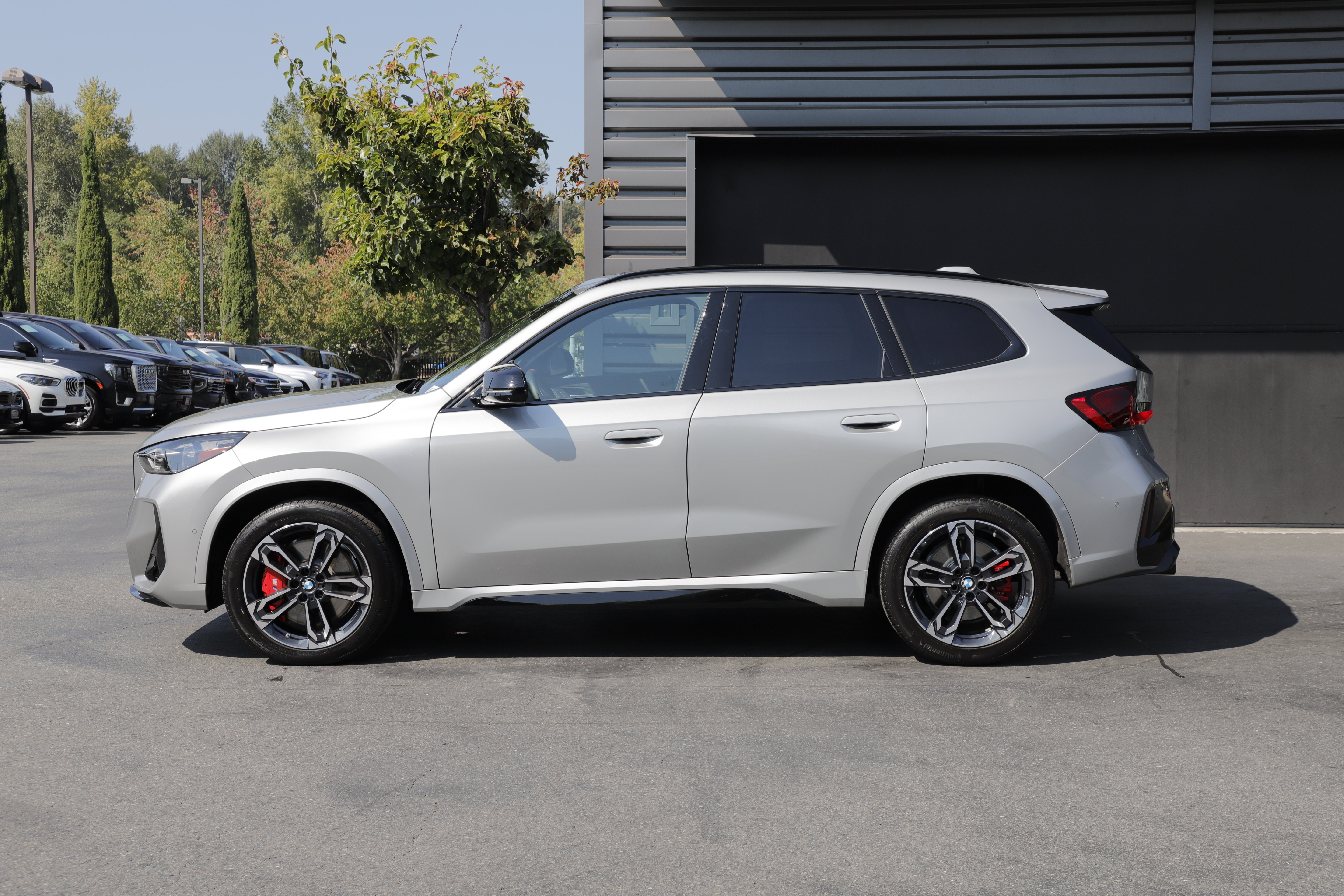 Used 2025 BMW X1 M35i w/ Premium Package AWD/4WD image 5