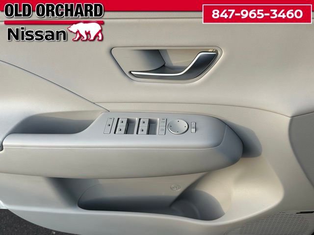 Used 2024 Hyundai Kona Limited image 9