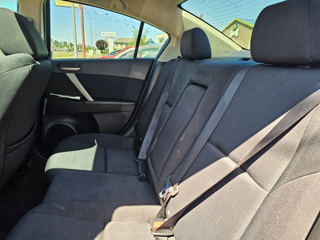 Used 2011 MAZDA MAZDA3 s Sport FWD image 21