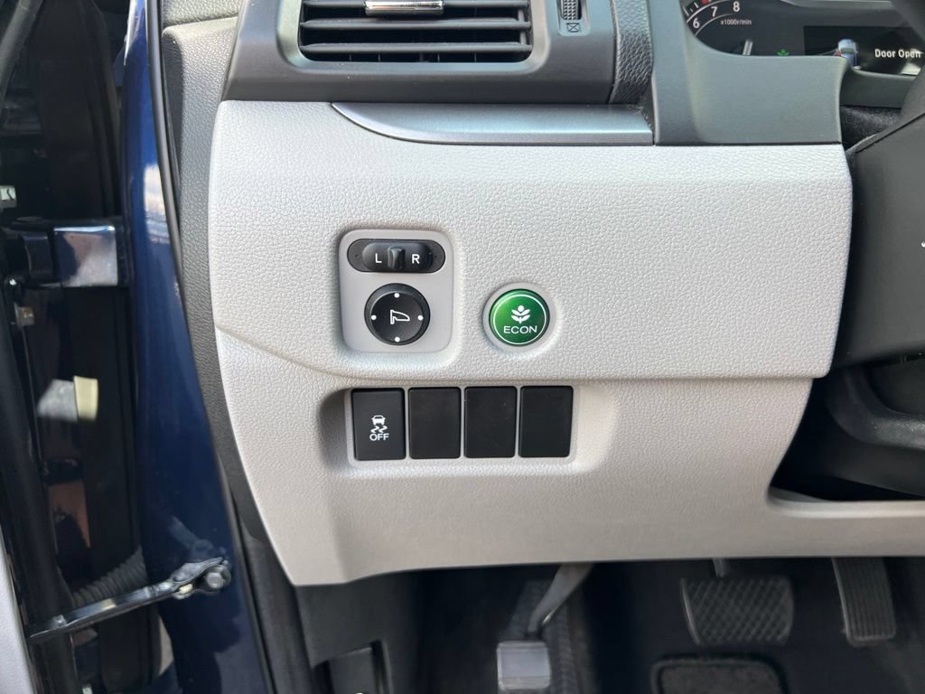 Used 2016 Honda Pilot LX image 16