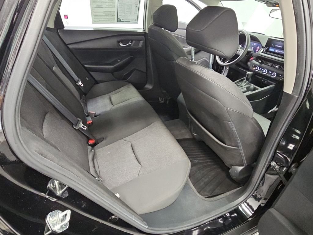Used 2024 Honda Accord EX image 27