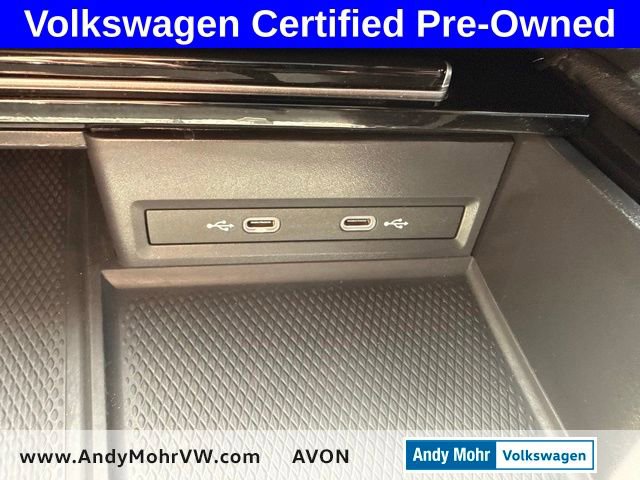 Used 2024 Volkswagen Atlas Cross Sport SEL R-Line AWD/4WD image 30