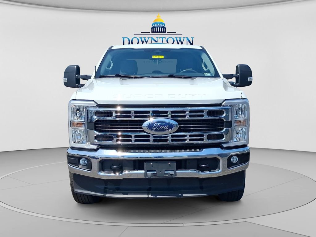 Used 2025 Ford F250 XLT w/ Snow Plow Prep Package AWD/4WD image 8