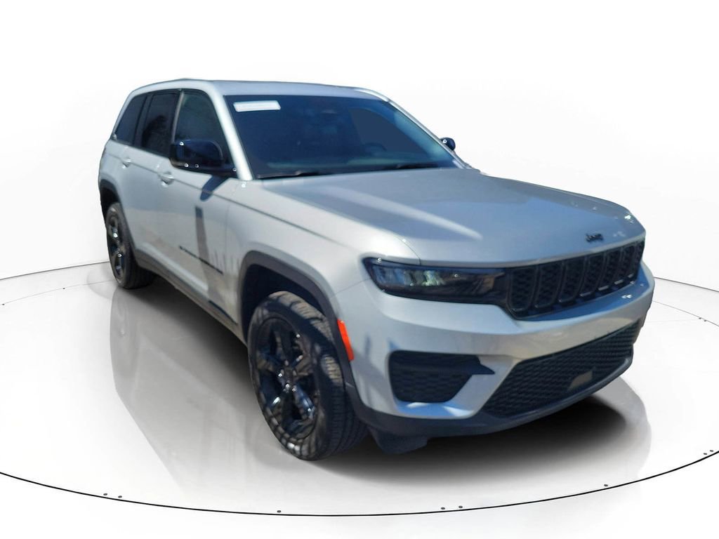 Used 2023 Jeep Grand Cherokee Altitude