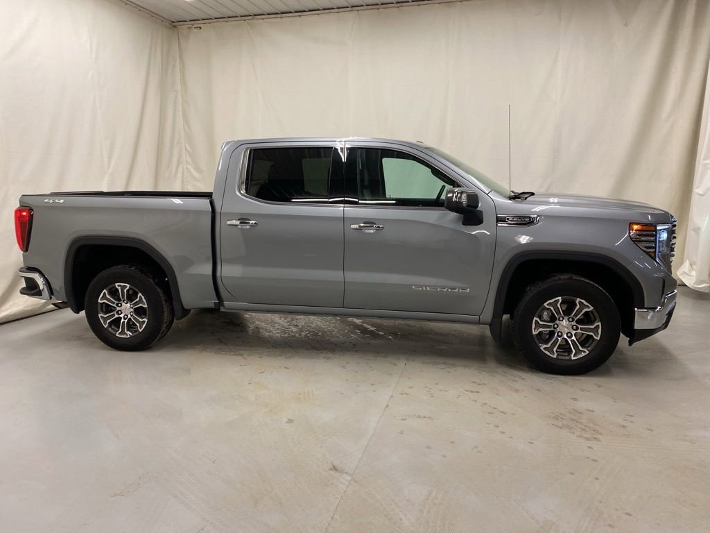 Used 2025 GMC Sierra 1500 SLT image 9
