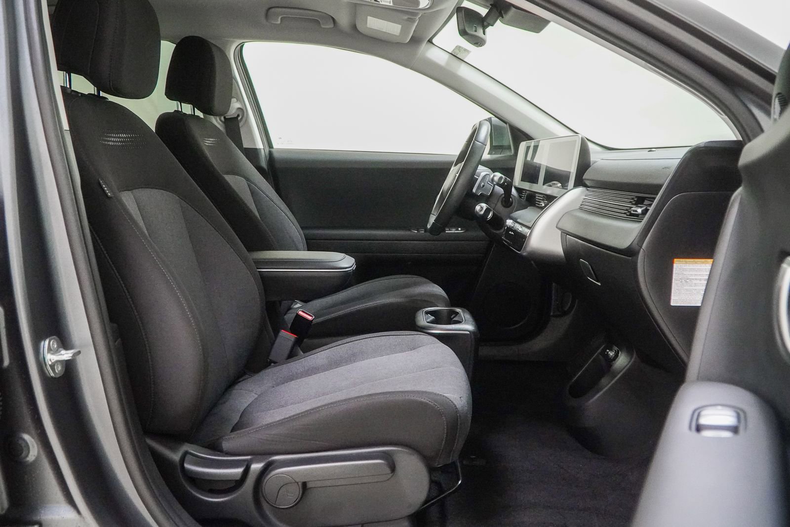 Used 2024 Hyundai Ioniq 5 SEL AWD/4WD image 38