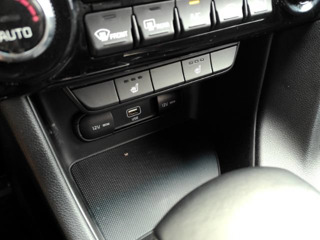 Used 2020 Kia Sportage EX FWD image 46