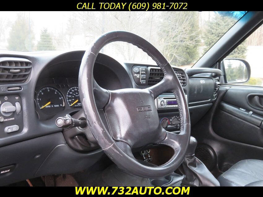 Used 2001 GMC Jimmy SLT image 26