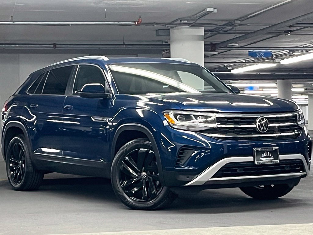 Used 2022 Volkswagen Atlas Cross Sport SE AWD/4WD image 2