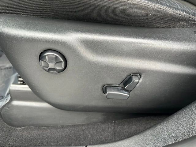 Used 2020 Jeep Grand Cherokee Altitude image 24