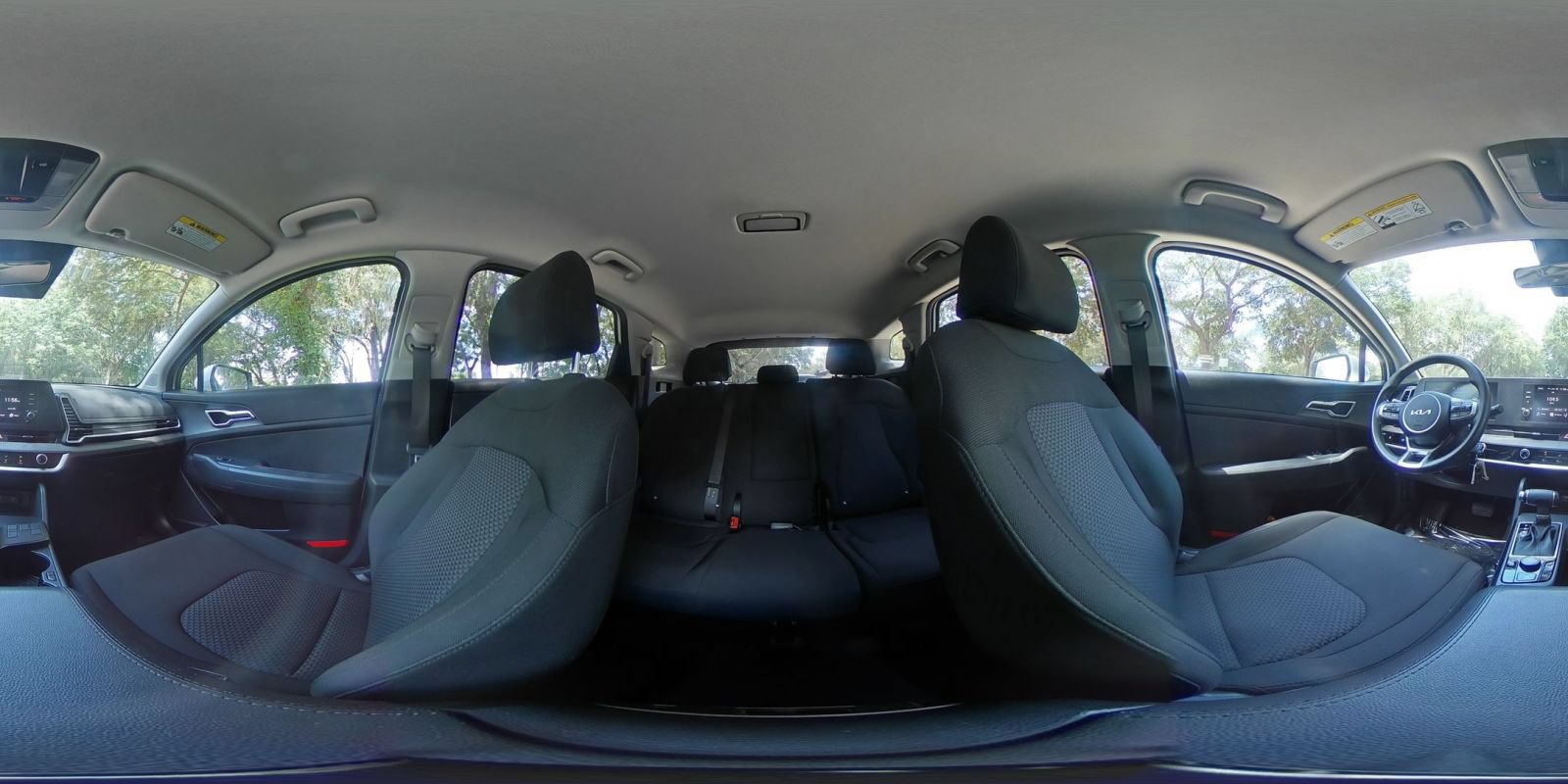 Used 2025 Kia Sportage LX FWD image 40