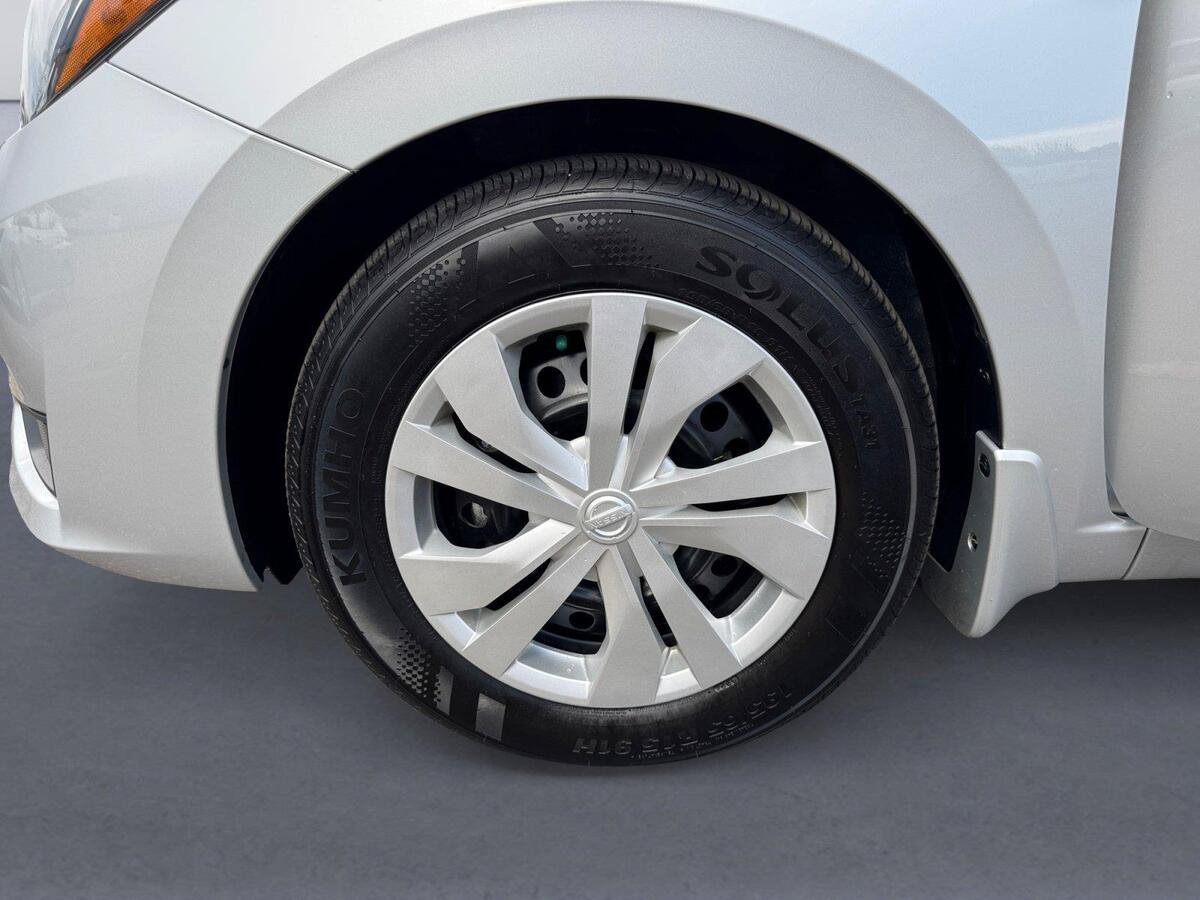 Used 2025 Nissan Versa S w/ Trunk Package FWD image 14
