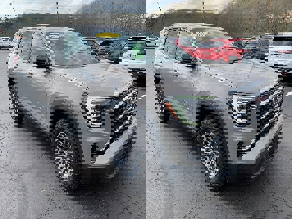 Used 2025 GMC Terrain Elevation image 9