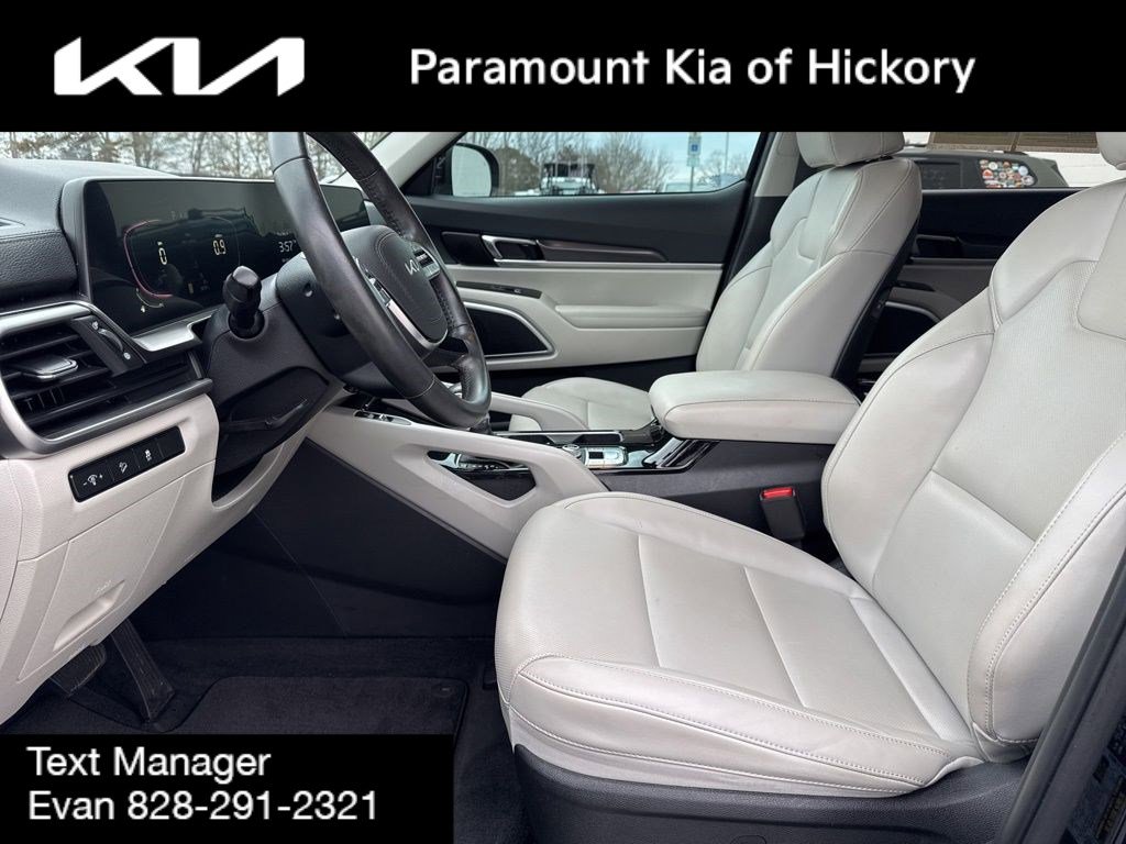 Used 2023 Kia Telluride S image 34