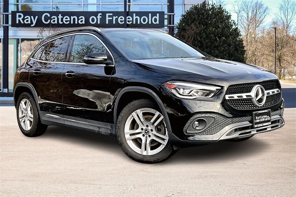 Used 2022 Mercedes-Benz GLA 250 4MATIC image 11