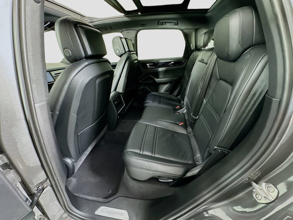 Certified 2020 Porsche Cayenne AWD/4WD image 24