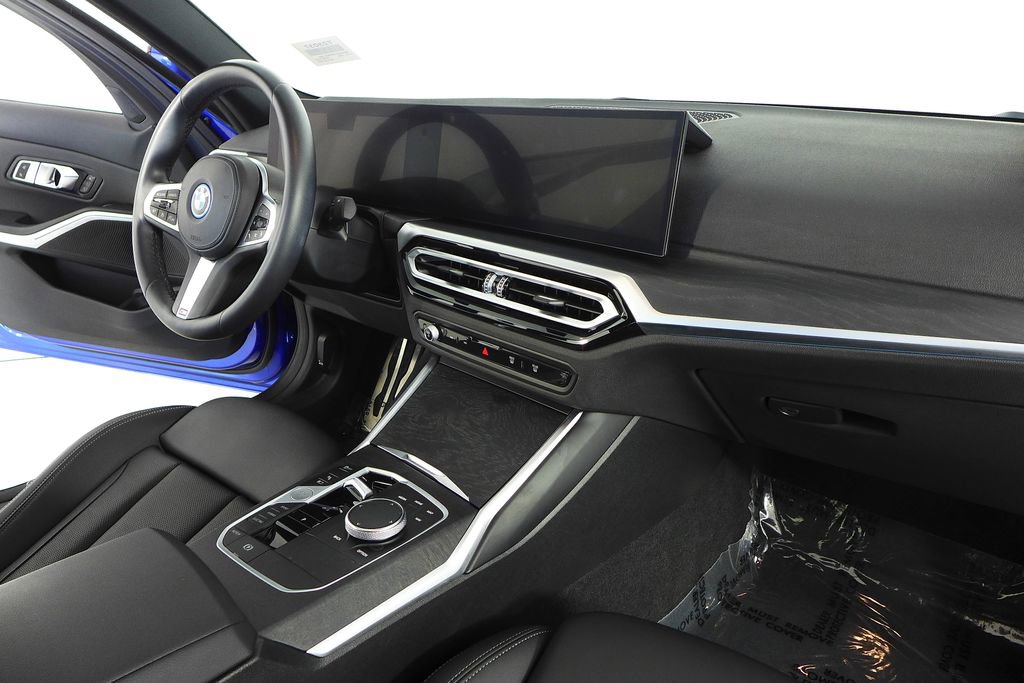 Used 2023 BMW 330e w/ M Sport Package image 13