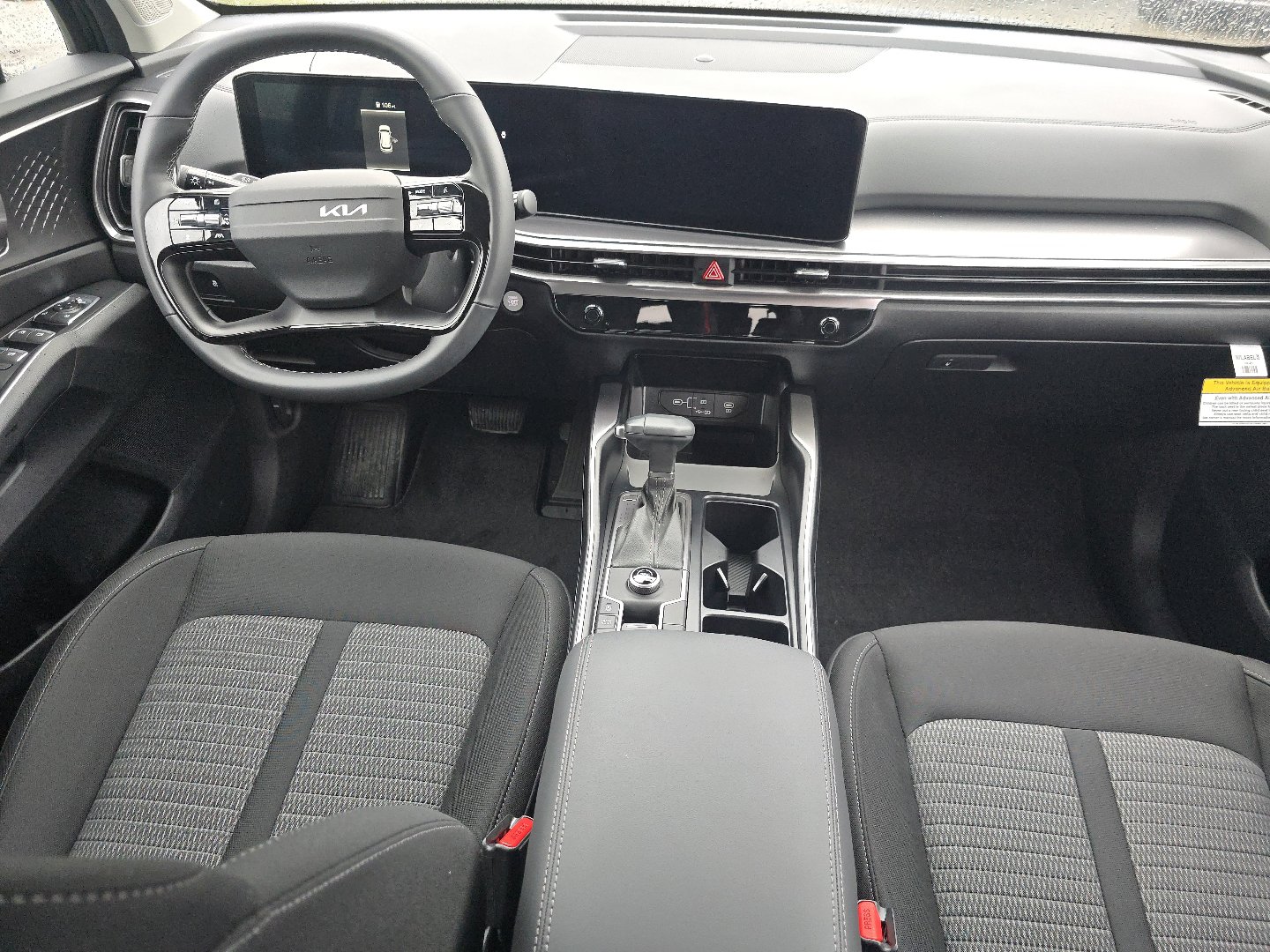 Used 2026 Kia Sorento LX FWD image 19