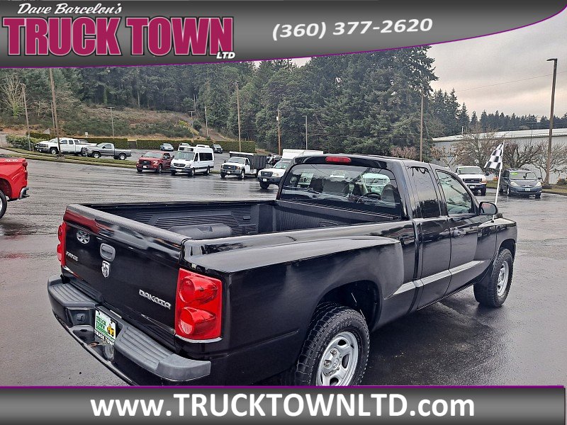 Used 2011 Dodge Dakota ST image 3