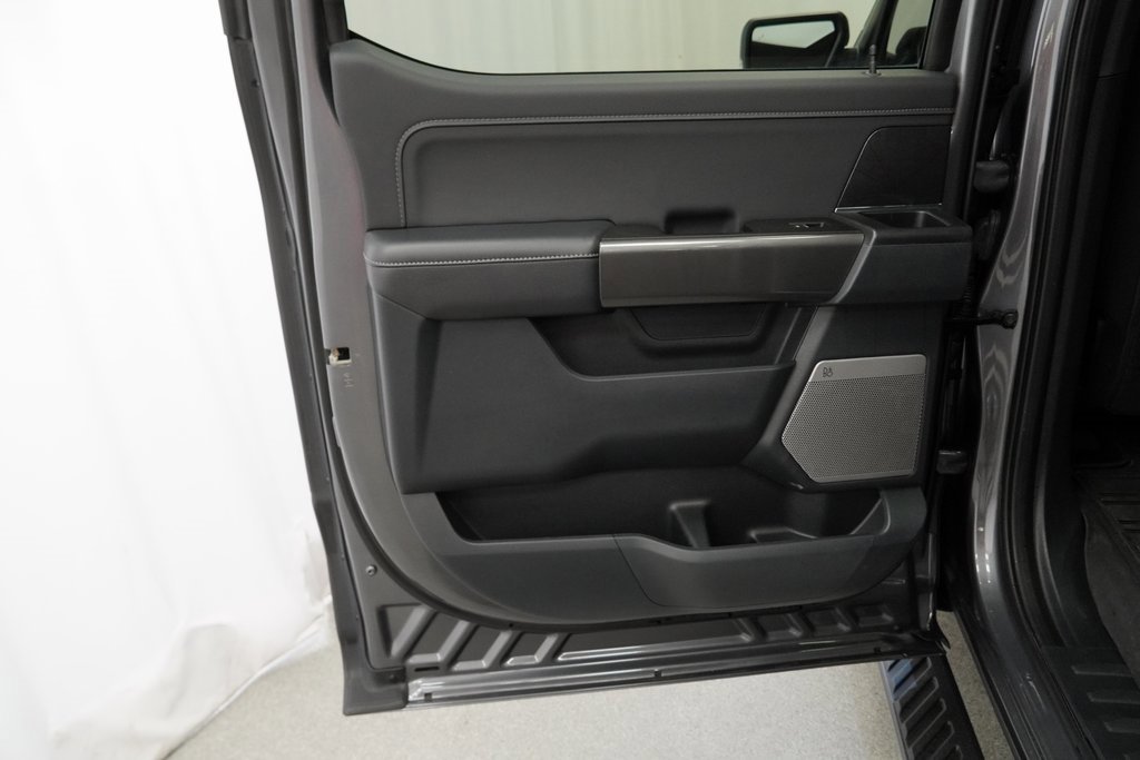 Used 2022 Ford F150 XLT w/ Equipment Group 302A High image 43