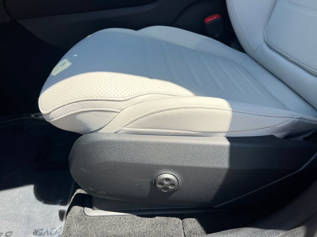 New 2026 Mercedes-Benz GLC 300 4MATIC image 10