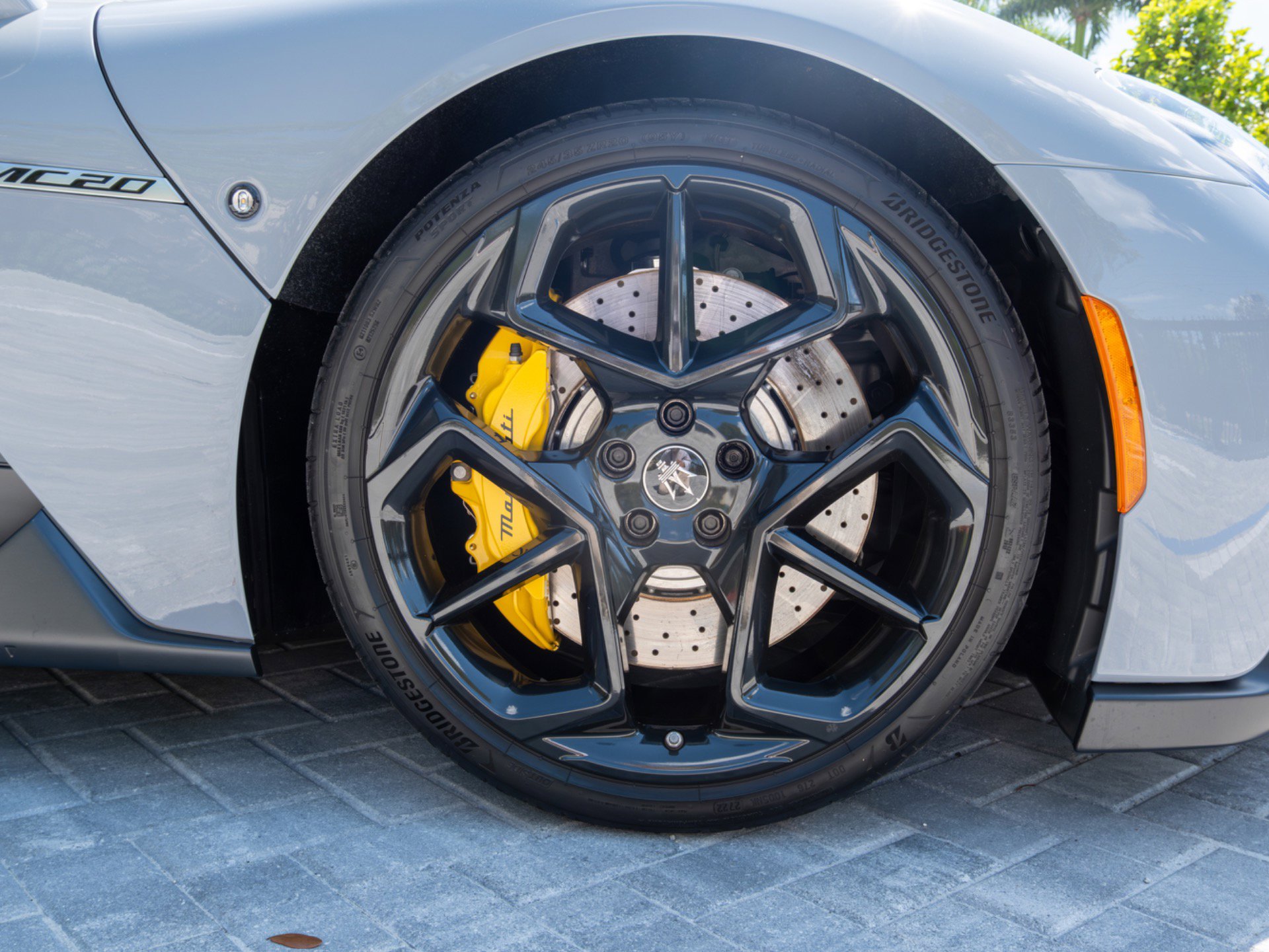 Used 2023 Maserati MC20 Coupe image 13