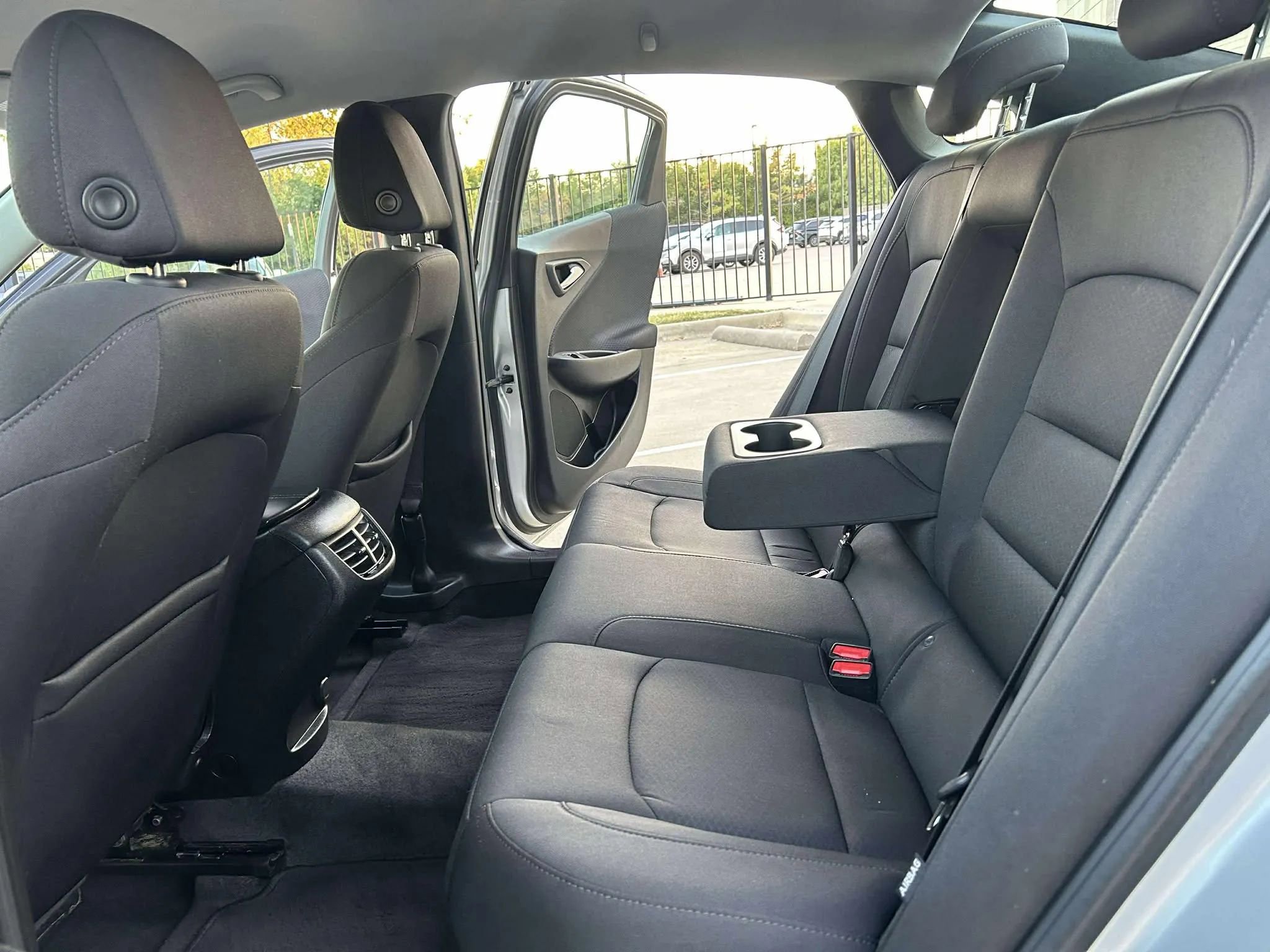 Used 2019 Chevrolet Malibu LT image 25