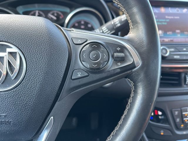 Used 2018 Buick Envision Essence image 25