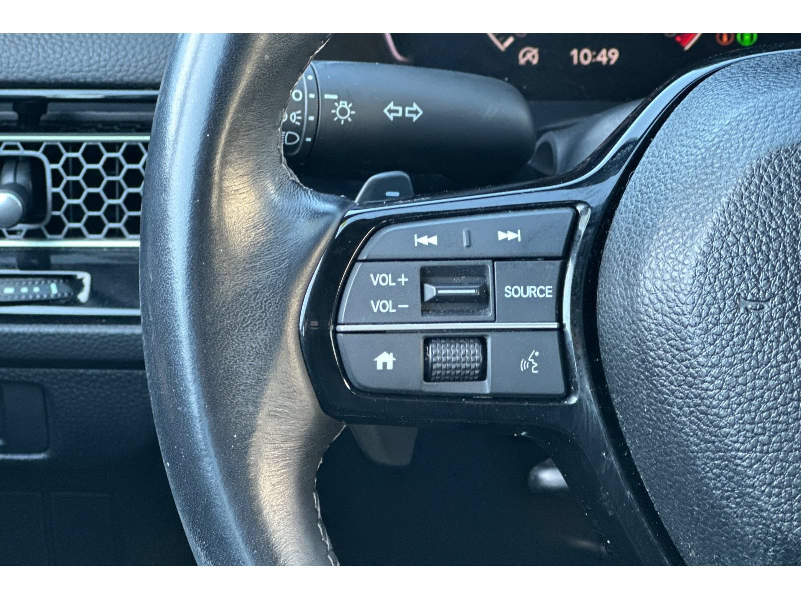 Used 2025 Honda Civic Sport image 36