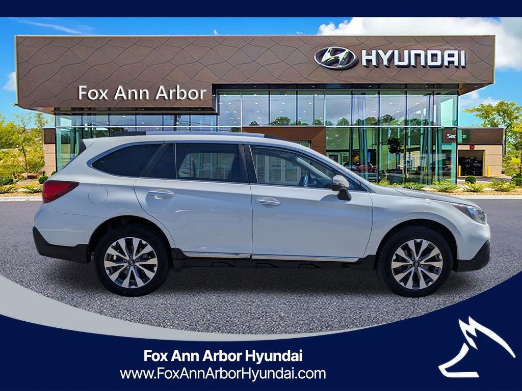 Used 2019 Subaru Outback 3.6R Touring AWD/4WD image 6