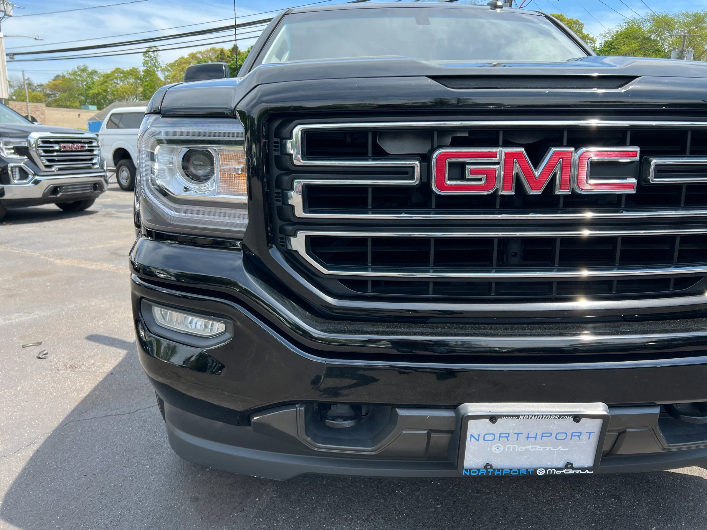 Used 2017 GMC Sierra 1500 SLE w/ SLE Value Package AWD/4WD image 31