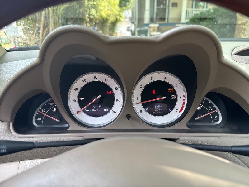 Used 2011 Mercedes-Benz SL 550 image 45