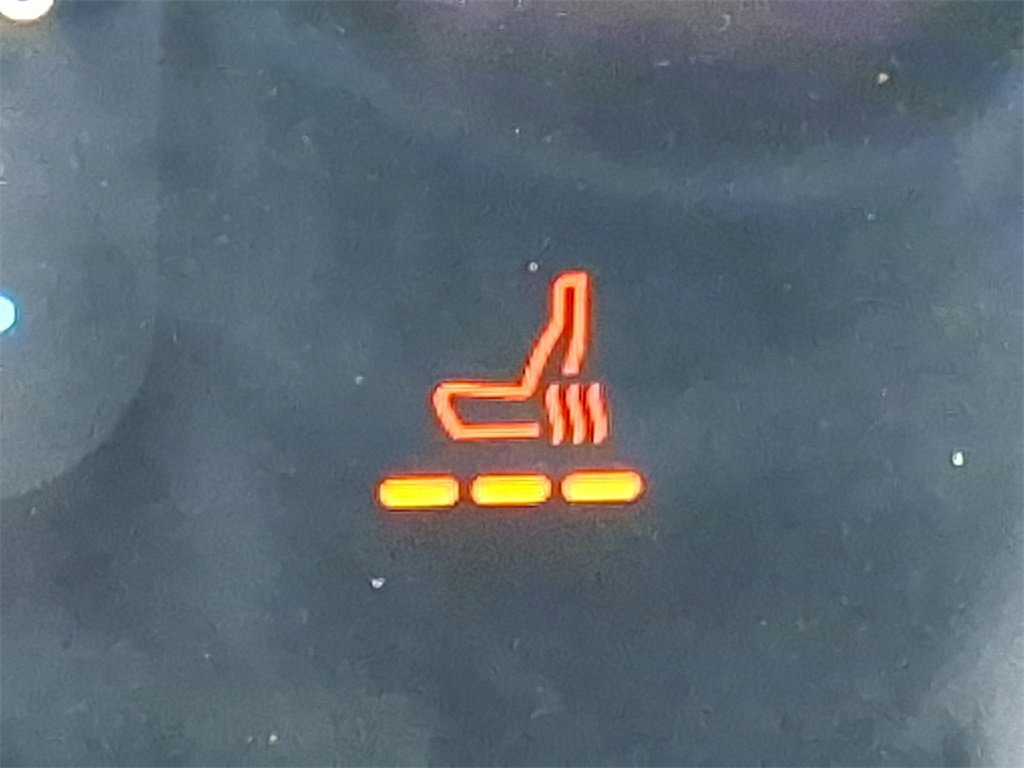 Used 2024 Ford Edge SEL image 24