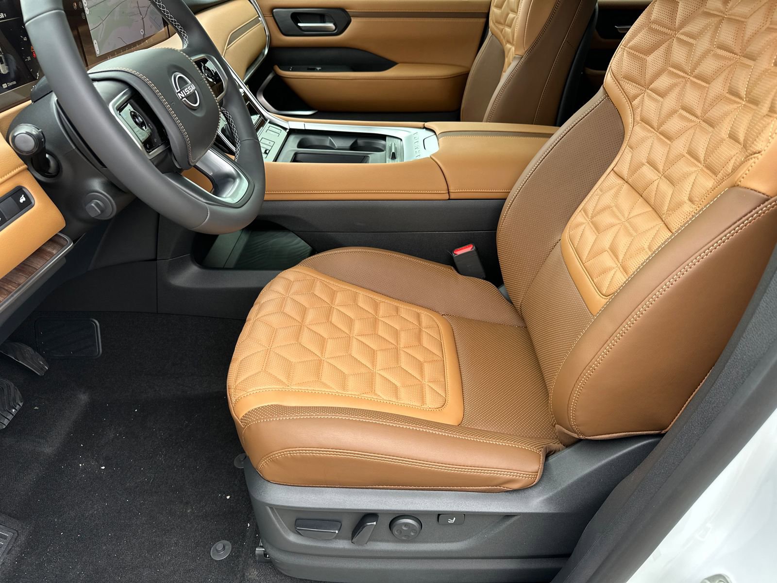 New 2026 Nissan Armada Platinum Reserve image 9